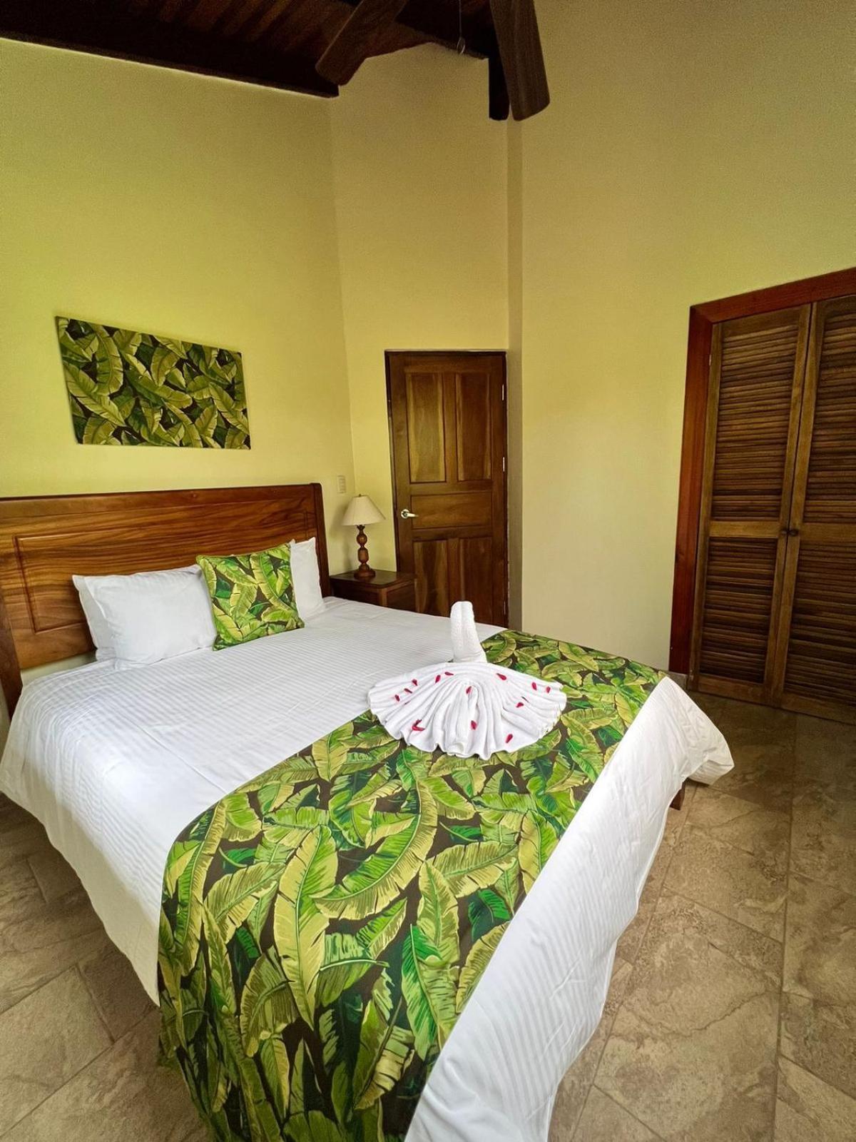 La Foresta Nature Resort Quepos Ngoại thất bức ảnh