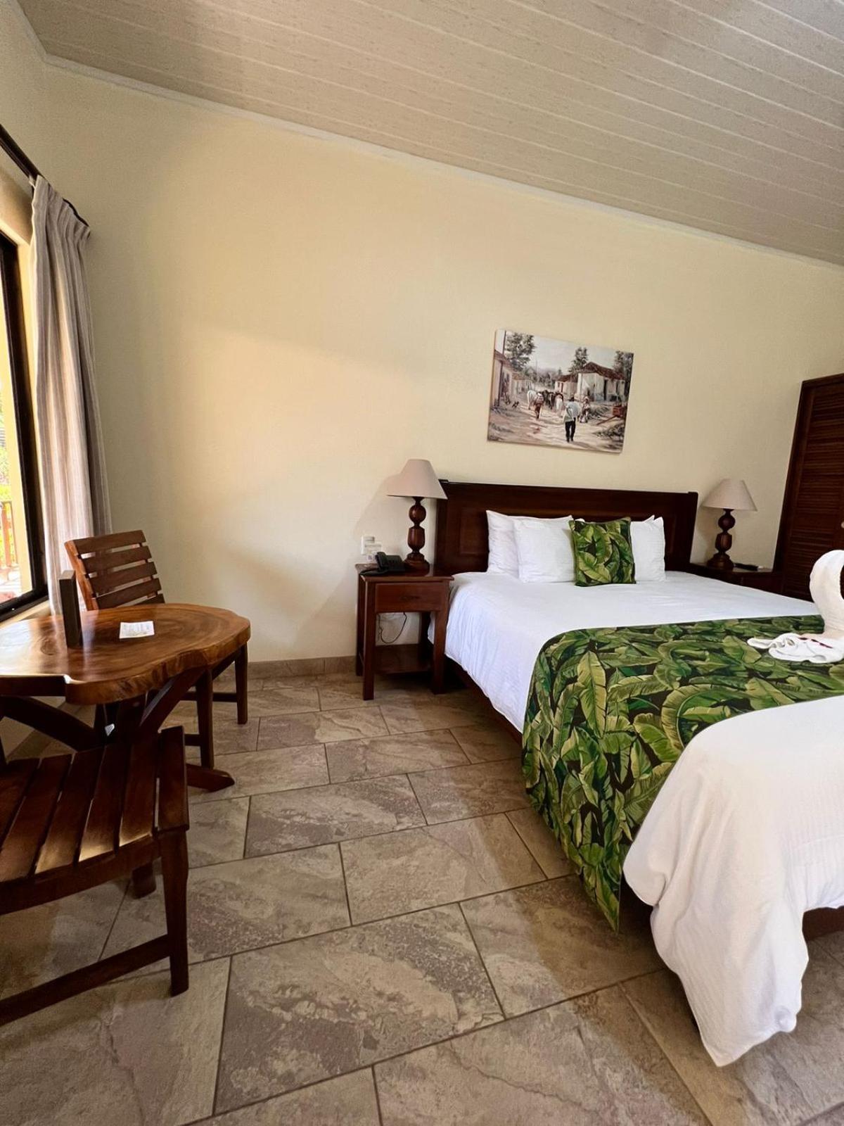 La Foresta Nature Resort Quepos Ngoại thất bức ảnh